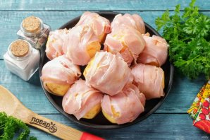 Шашлык из картофеля с беконом Шашлык из картофеля с беконом