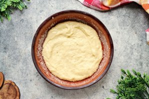 Пирог на майонезе и сметане Пирог на майонезе и сметане