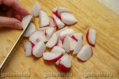 Теплый картофельный салат с жареным редисом и цветной капустой Теплый картофельный салат с жареным редисом и цветной капустой