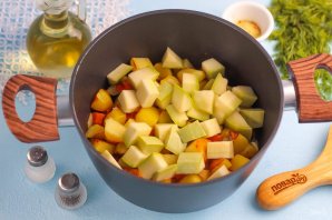 Рагу из кабачков и картофеля Рагу из кабачков и картофеля