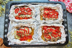 Стейк из свинины в духовке в фольге Стейк из свинины в духовке в фольге