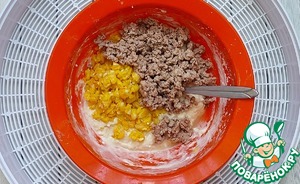 Закусочные маффины с фаршем и кукурузой Закусочные маффины с фаршем и кукурузой