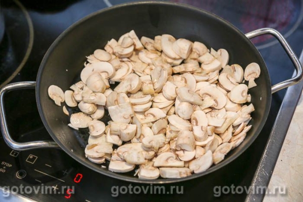 Зразы с начинкой из соуса бешамель с грибами Зразы с начинкой из соуса бешамель с грибами