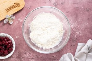 Вареники с тофу и вишней