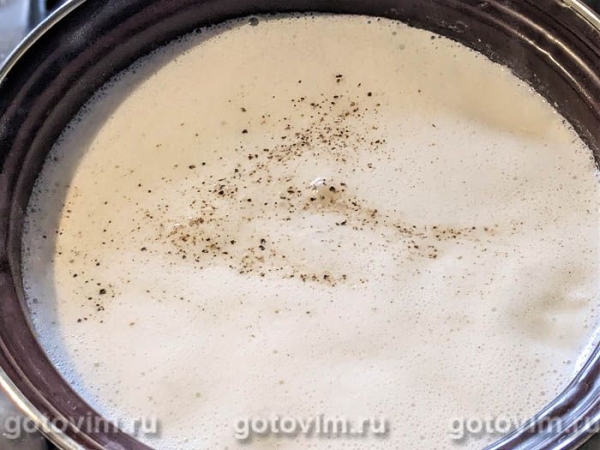 Сырный суп с овощами, креветками и мидиями Сырный суп с овощами, креветками и мидиями