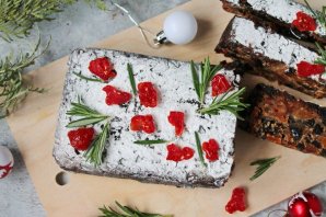 Пряный рождественский кекс с сухофруктами Пряный рождественский кекс с сухофруктами