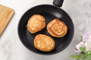 Оладушки на кислом молоке