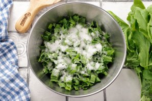 Пирожки со щавелем