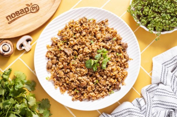 Гречка с грибами в мультиварке Гречка с грибами в мультиварке