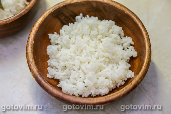 Поке с красной рыбой и авокадо