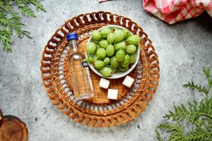 Настойка крыжовника на водке Настойка крыжовника на водке