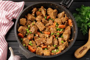 Говядина с зелёным горошком Говядина с зелёным горошком