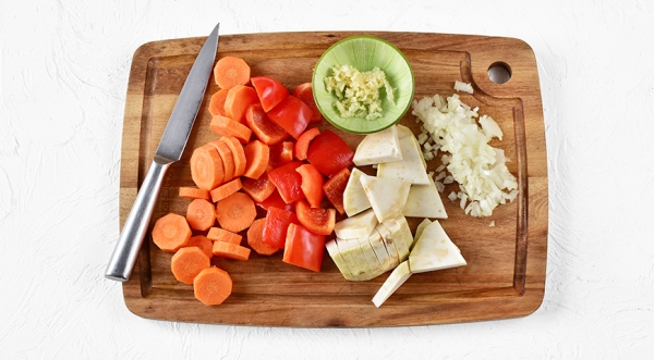 Тушеная говяжья лопатка, пошаговый рецепт с фото на 404 ккал