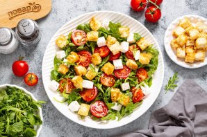 Салат из сухариков Салат из сухариков