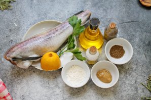 Белая рыба в теплом соусе из горчицы и кориандра Белая рыба в теплом соусе из горчицы и кориандра