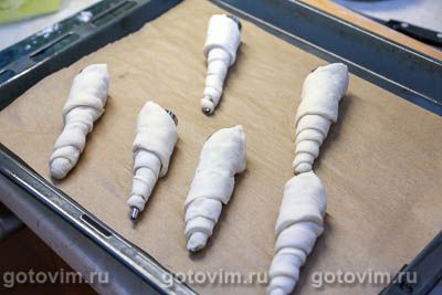 Слоеные трубочки с белковым кремом Слоеные трубочки с белковым кремом