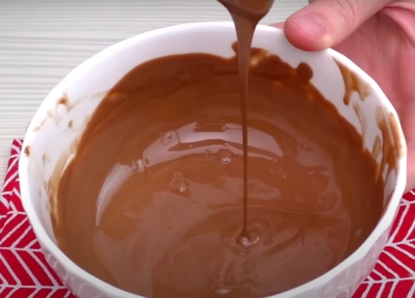 Шоколадный торт за 15 минут: без учёта выпечки. Быстрый и бюджетный рецепт Шоколадный торт за 15 минут: без учёта выпечки. Быстрый и бюджетный рецепт