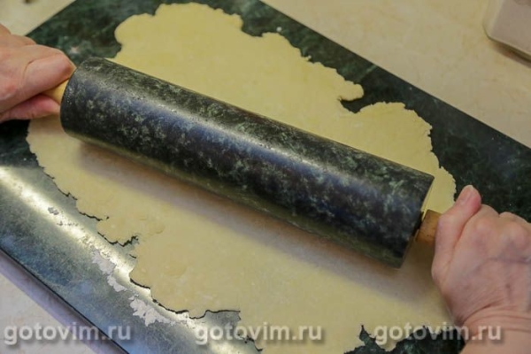 Свиная вырезка в тесте, запеченная со сладким перцем