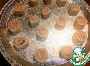 Слоеные "улитки" с тунцом Слоеные "улитки" с тунцом