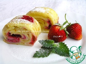 Блинные роллы с бананом и клубникой Блинные роллы с бананом и клубникой