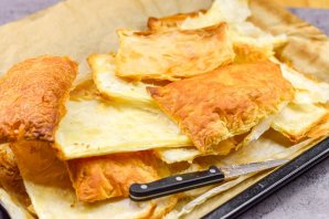 Слоеный торт "Лентяйка" Слоеный торт "Лентяйка"