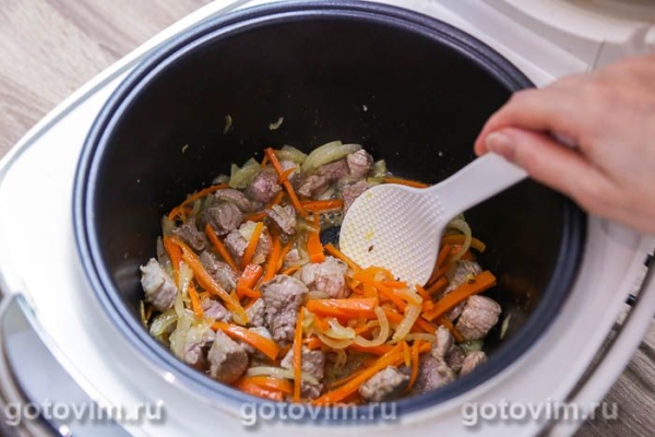 Плов со свининой и нутом в мультиварке Плов со свининой и нутом в мультиварке