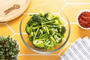 Кимчи из брокколи Кимчи из брокколи