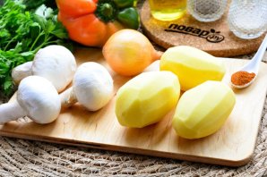 Картофель, тушеный с грибами Картофель, тушеный с грибами