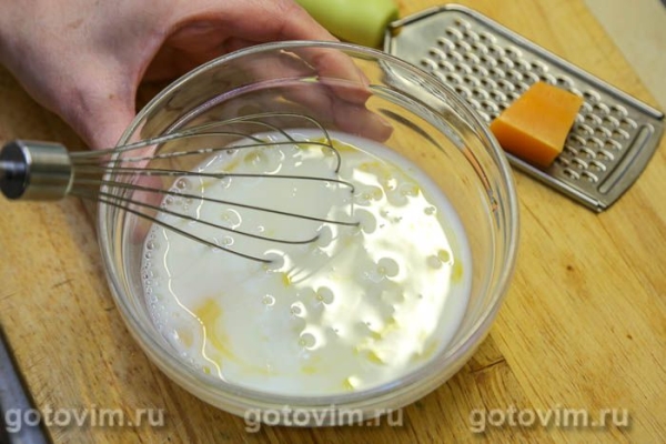 Запеканка с мясом, сухариками и картошкой Запеканка с мясом, сухариками и картошкой