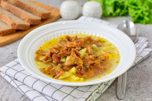 Грибной суп из лисичек
