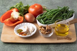 Лобио из зеленых стручков фасоли по-грузински Лобио из зеленых стручков фасоли по-грузински