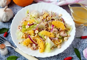 Салат с киноа, курицей и апельсинами Салат с киноа, курицей и апельсинами