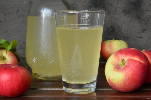 Газированный яблочный сидр Газированный яблочный сидр