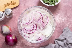 Салат из лука