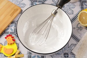 Глазурь для кулича нелипкая