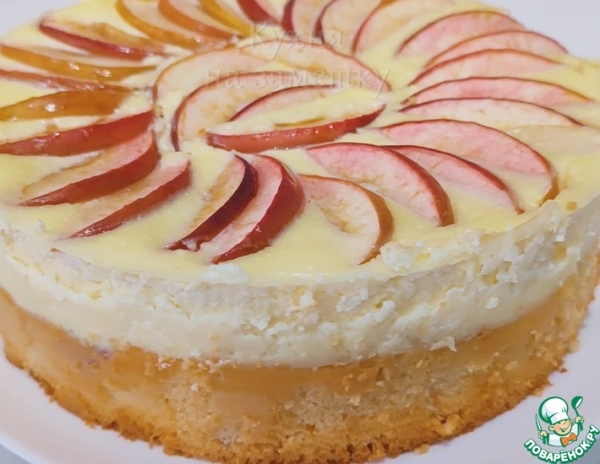 Яблочный пирог с творожным слоем Яблочный пирог с творожным слоем