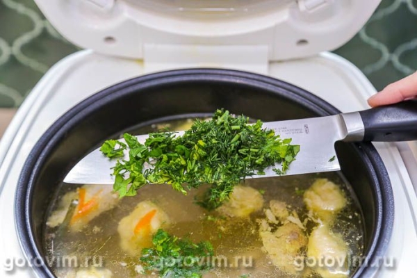 Суп куриный с клецками в мультиварке