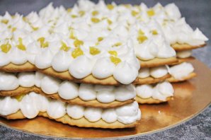 Медово-песочный торт "Елочка" Медово-песочный торт "Елочка"