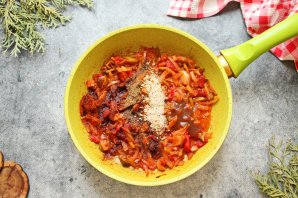 Классическое "Харчо" с солеными огурцами Классическое "Харчо" с солеными огурцами