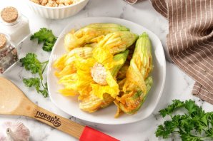 Фаршированные цветки тыквы Фаршированные цветки тыквы