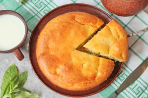 Пирог на майонезе и сметане Пирог на майонезе и сметане