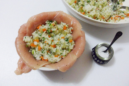 Куриные «бомбочки» под томатно-сметанным соусом 