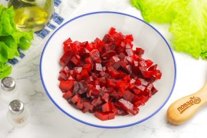 Салат из свеклы со сливочным сыром