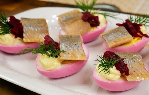 Когда нет времени на готовку. Быстрая Новогодняя закуска «Ленивая шуба» Когда нет времени на готовку. Быстрая Новогодняя закуска «Ленивая шуба»