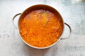 Рассольник с перловкой и говяжьим языком