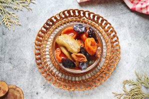 Миниатюрные фруктовые кексы с абрикосовым джемом Миниатюрные фруктовые кексы с абрикосовым джемом