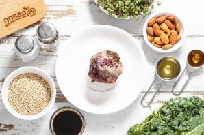 Салат из киноа со свеклой