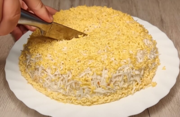 Этот блюдо не подают в ресторанах: салат «Афоня» — забытый шедевр советской кухни! Вкуснее не придумать