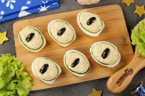 Фаршированные яйца "Глаз дракона" Фаршированные яйца "Глаз дракона"