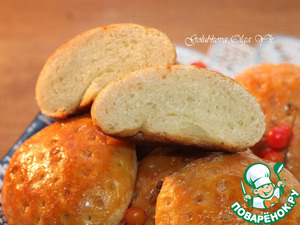 Дрожжевые ванильные булочки на молоке